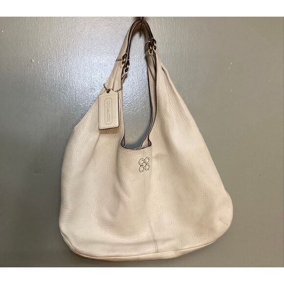 COACH - 🎉HP🎉 “Julia" Cream Pebbled Leather Hobo Ergo Bag - Retired - Picture 9 of 14